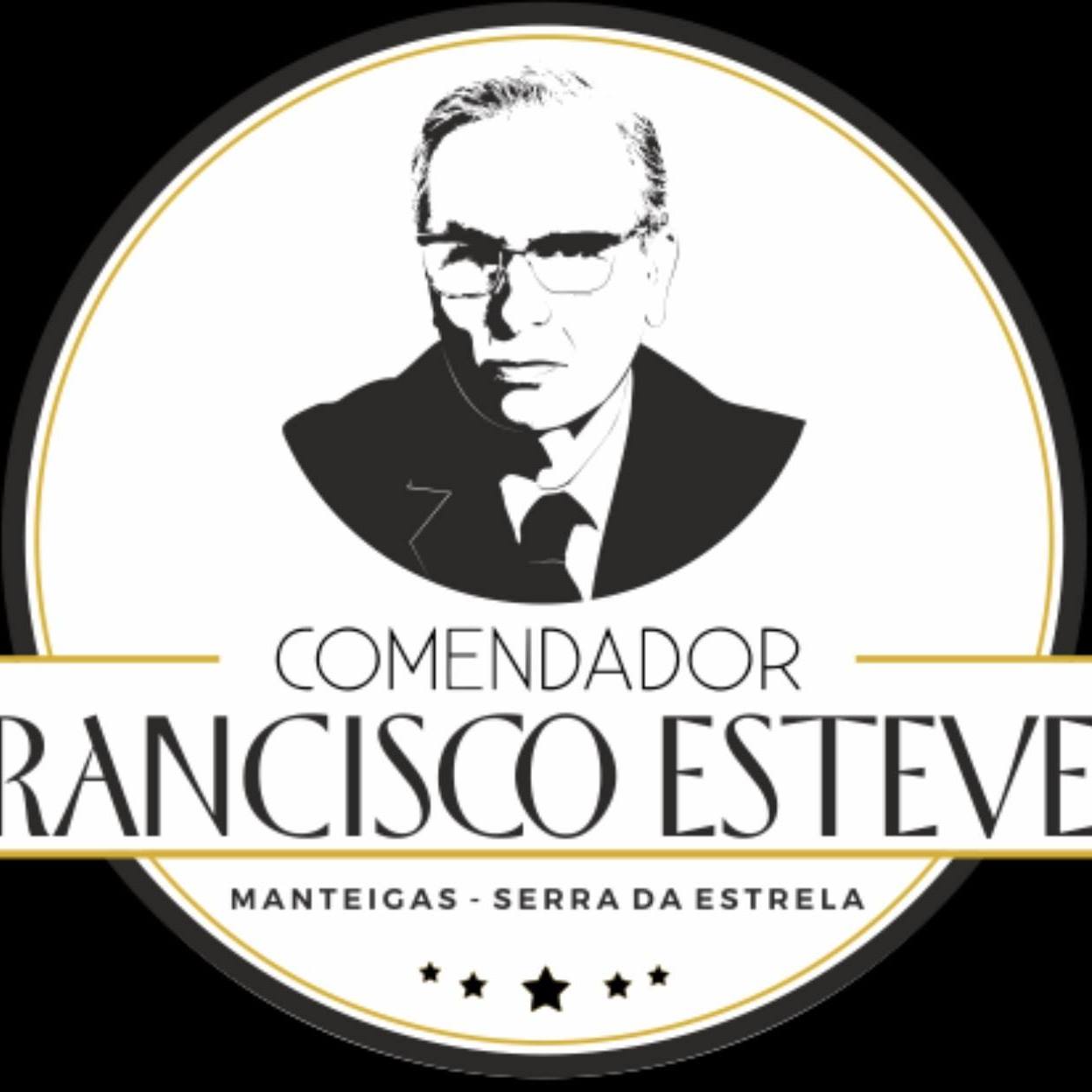 Casa Comendador Francisco Esteves