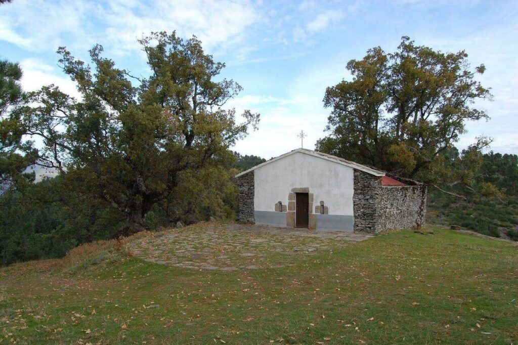 Capela-de-Sao-Lourenco.jpg