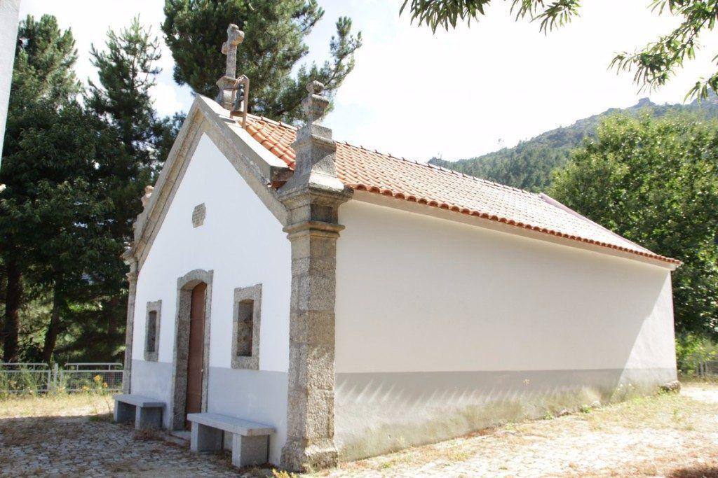 Capela-de-Sao-Sebastiao.jpg