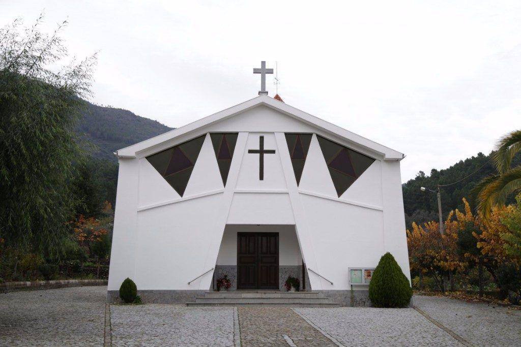Igreja-Matriz-de-Vale-de-Amoreira.jpg