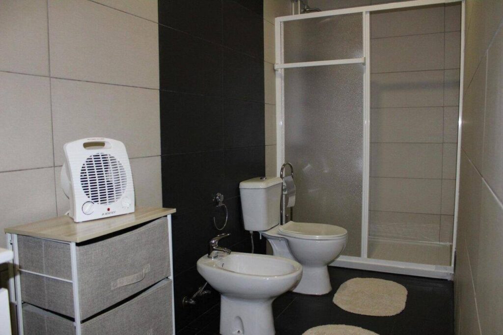 wc.jpg
